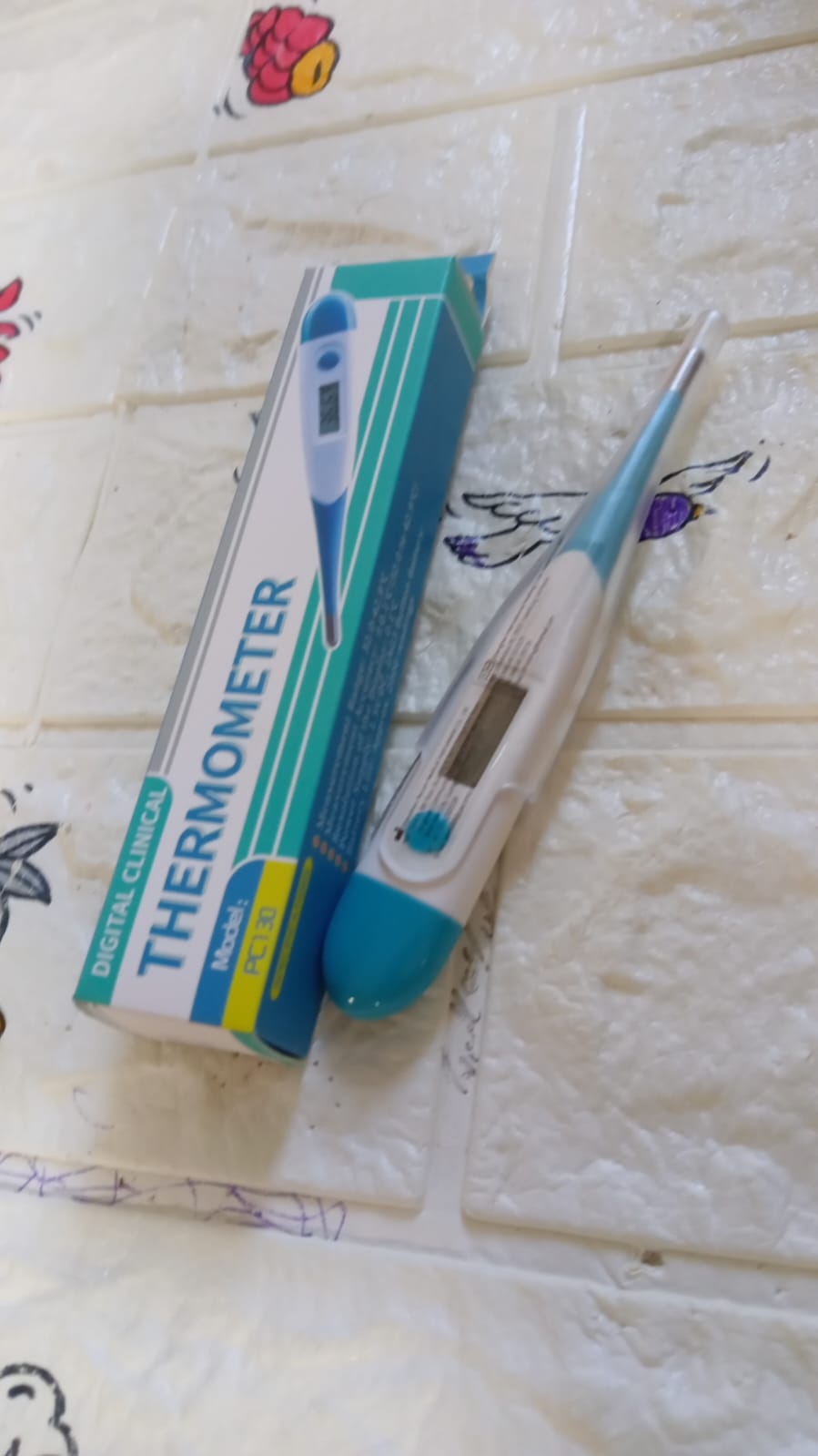0372a Thermometer for Adults, Child With LCD Backlight Display & Thermometer Cover Thermometer for Fever 0372a Thermometer for Adults, Child With LCD Backlight Display & Thermometer Cover Thermometer for Fever